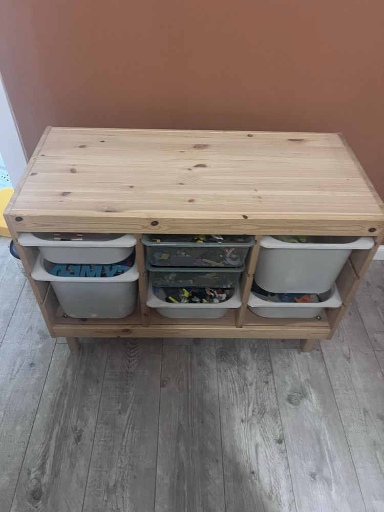 Trofast  regal ikea