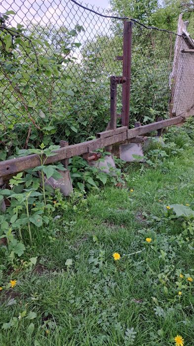 Продається трактор МТЗ-80, з документами + навісне обладнання