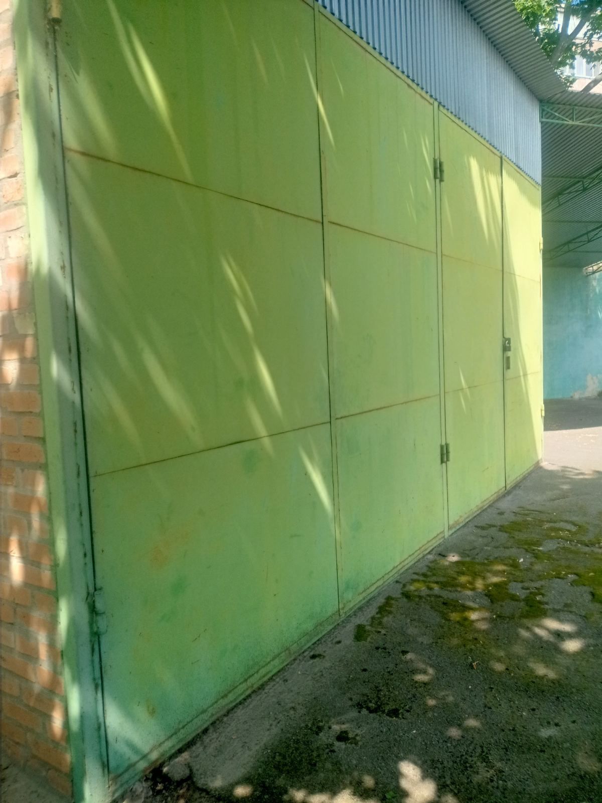 Ворота склад гараж.