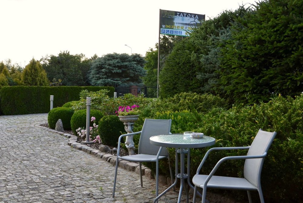ZATOKA - komfortowe noclegi nad jeziorem, wynajem dla firm