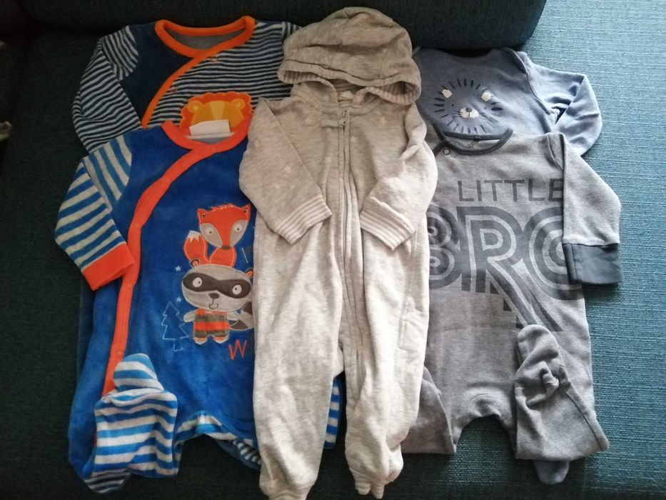 Zestaw ciuszków 0-6mscy