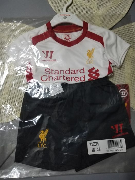 Equipamento Liverpool warrior original bebé 3-6 meses novo