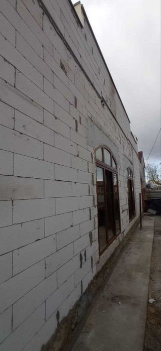 Сучасна комерційна будівля, Кропивницький ідеальна локація для бізнесу