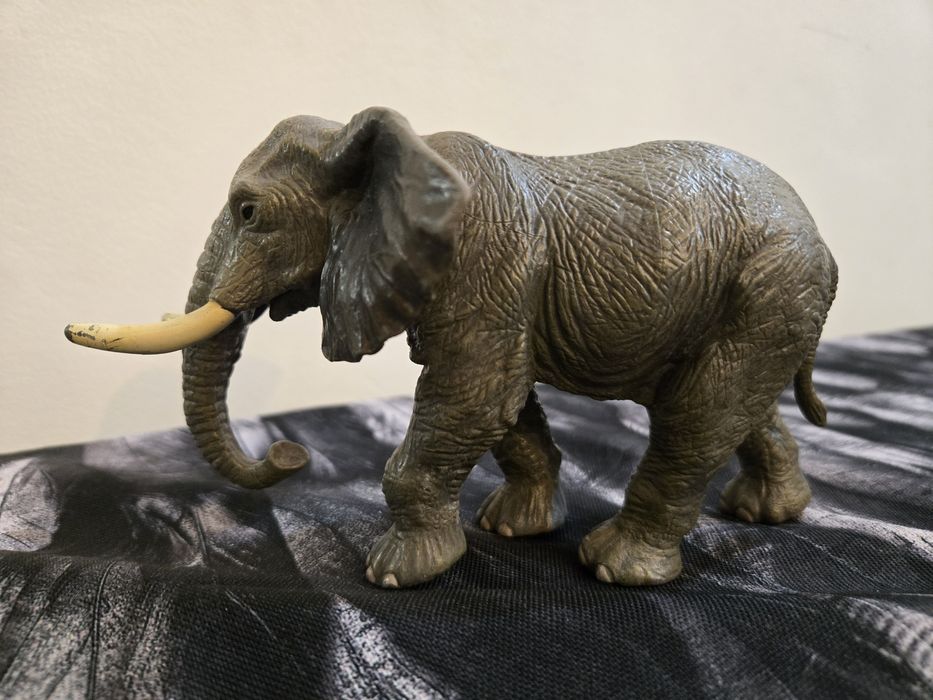 Figurka Słoń Afrykański Schleich