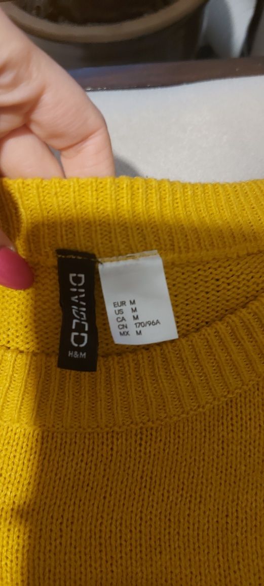 Musztardowy sweterek divided H&M rozmiar M