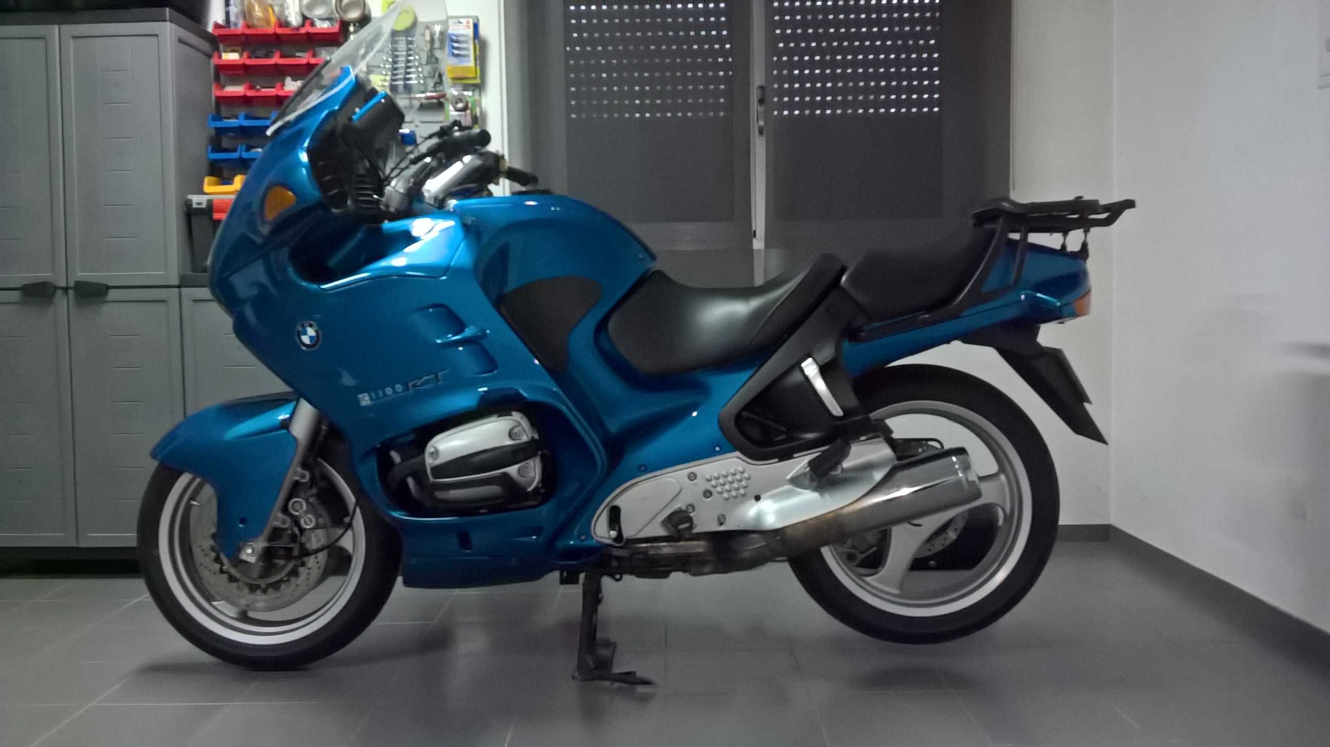 BMW R1100RT ano 2000 - Excelente Estado