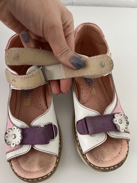 Ортопедичні босоніжки для дівчаток Theo Leo 30роз.