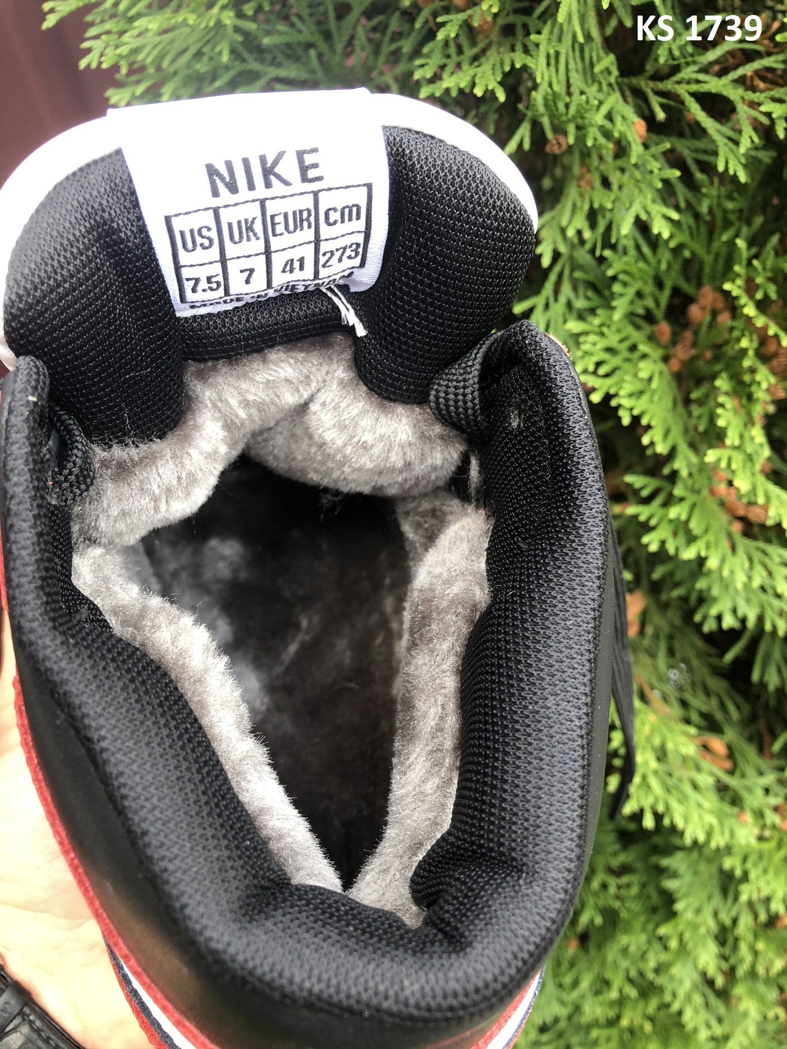 Кроссовки Nike Air Jordan 1