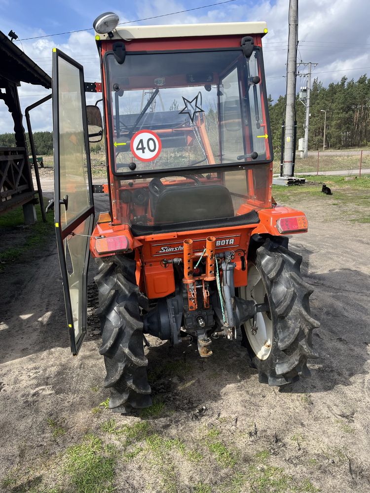 Traktor Kubota L1