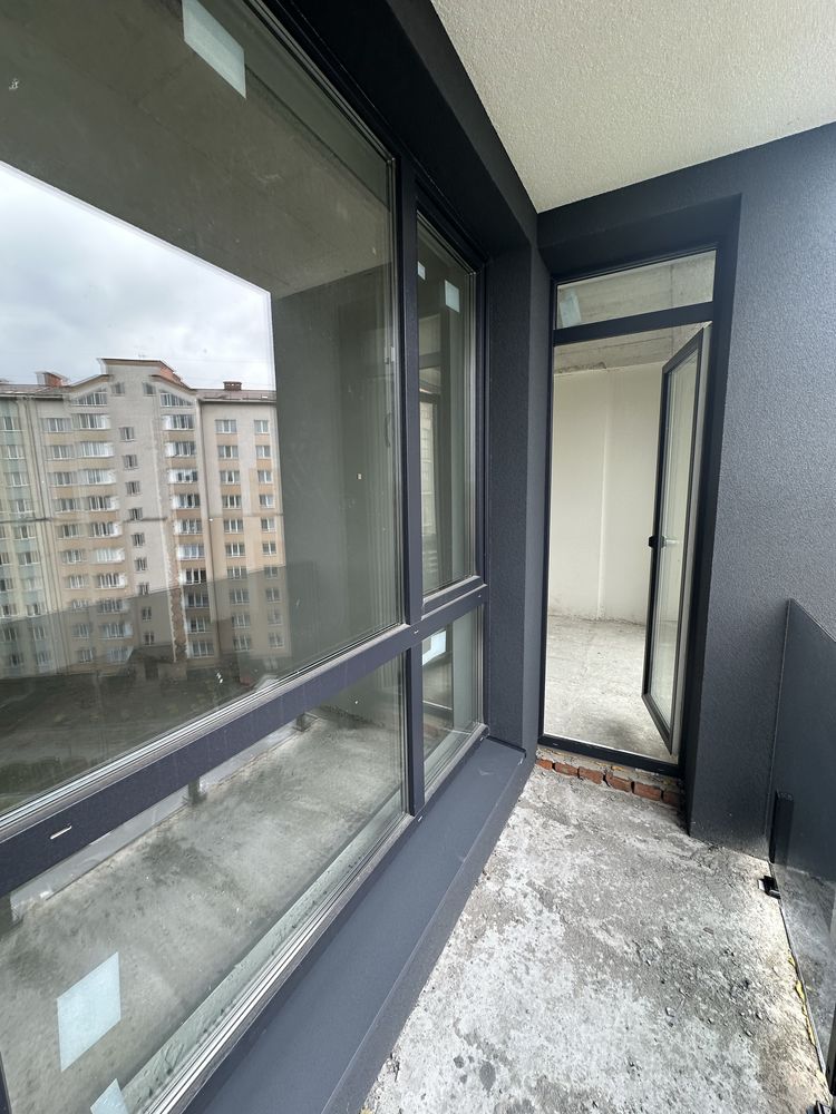 1 кімнатна в центрі ЖК Light Home з балконом
