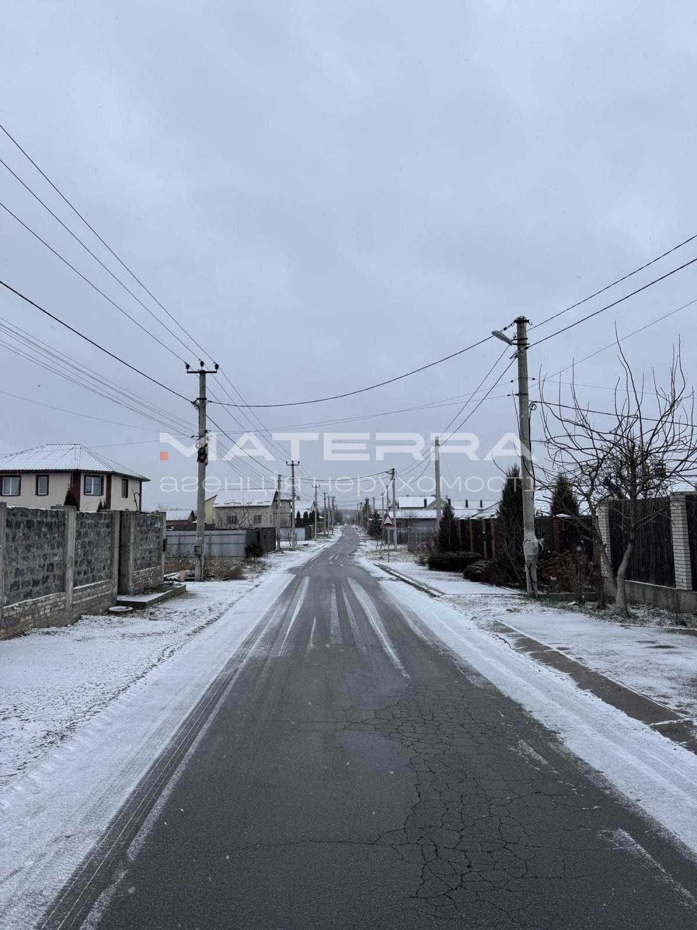 Тарасівка - Боярка Продаж ділянки 10 соток, чудове місце, асфальт, газ
