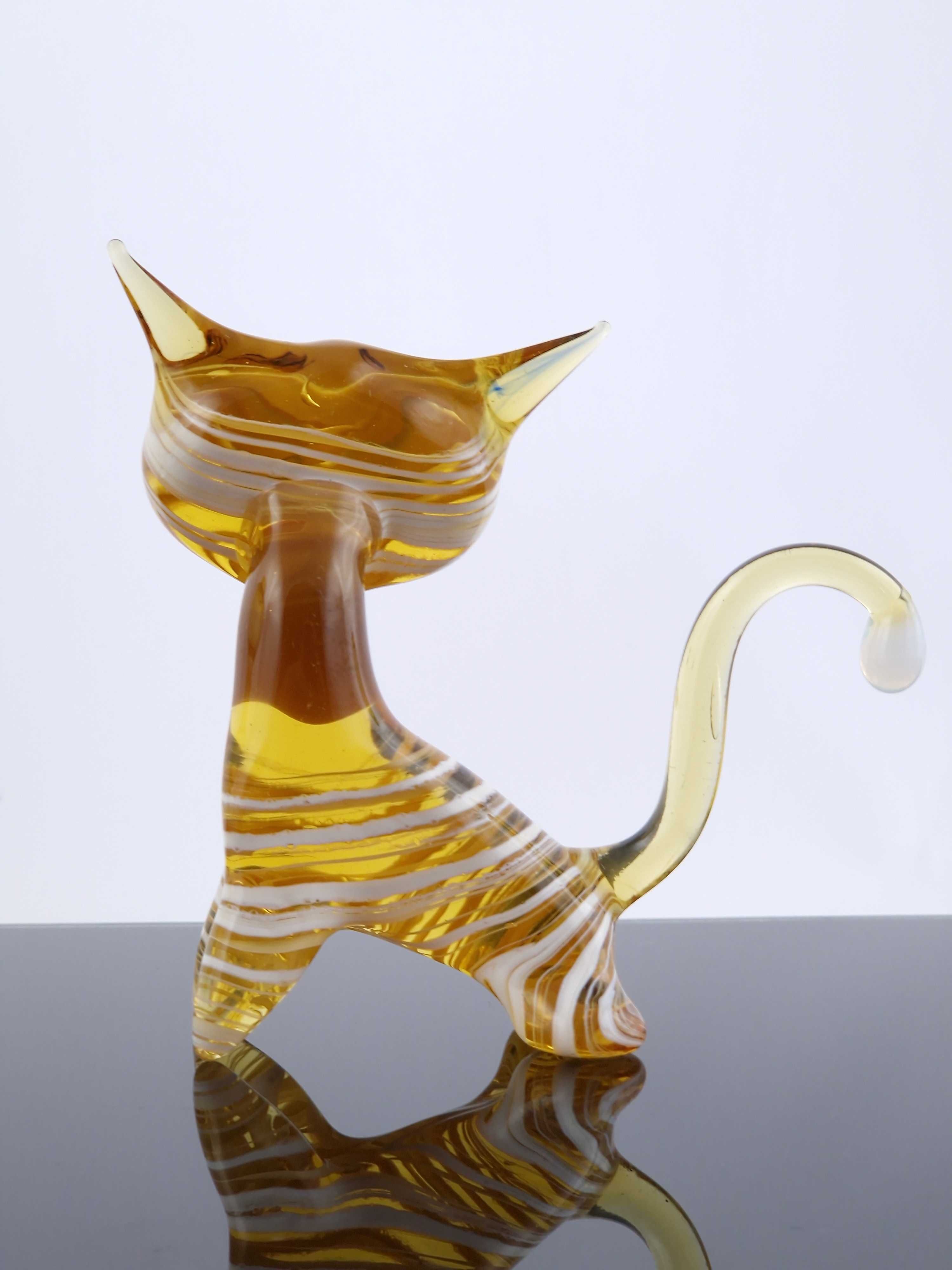 Figurka szklana – Kot pasiaczek (bursztynek)