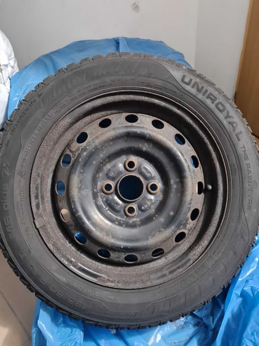 Opony zimowe 185/60 R15