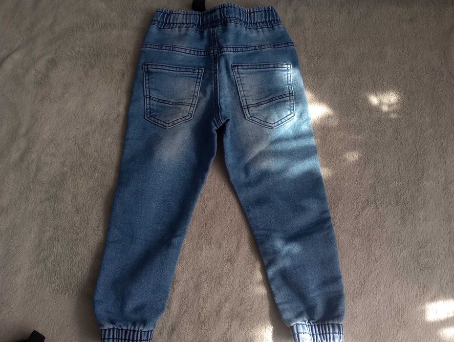 Spodnie jeansowe Reserved 104