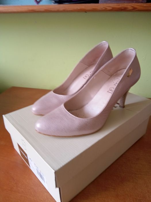 Czółenka, półbuty, 37