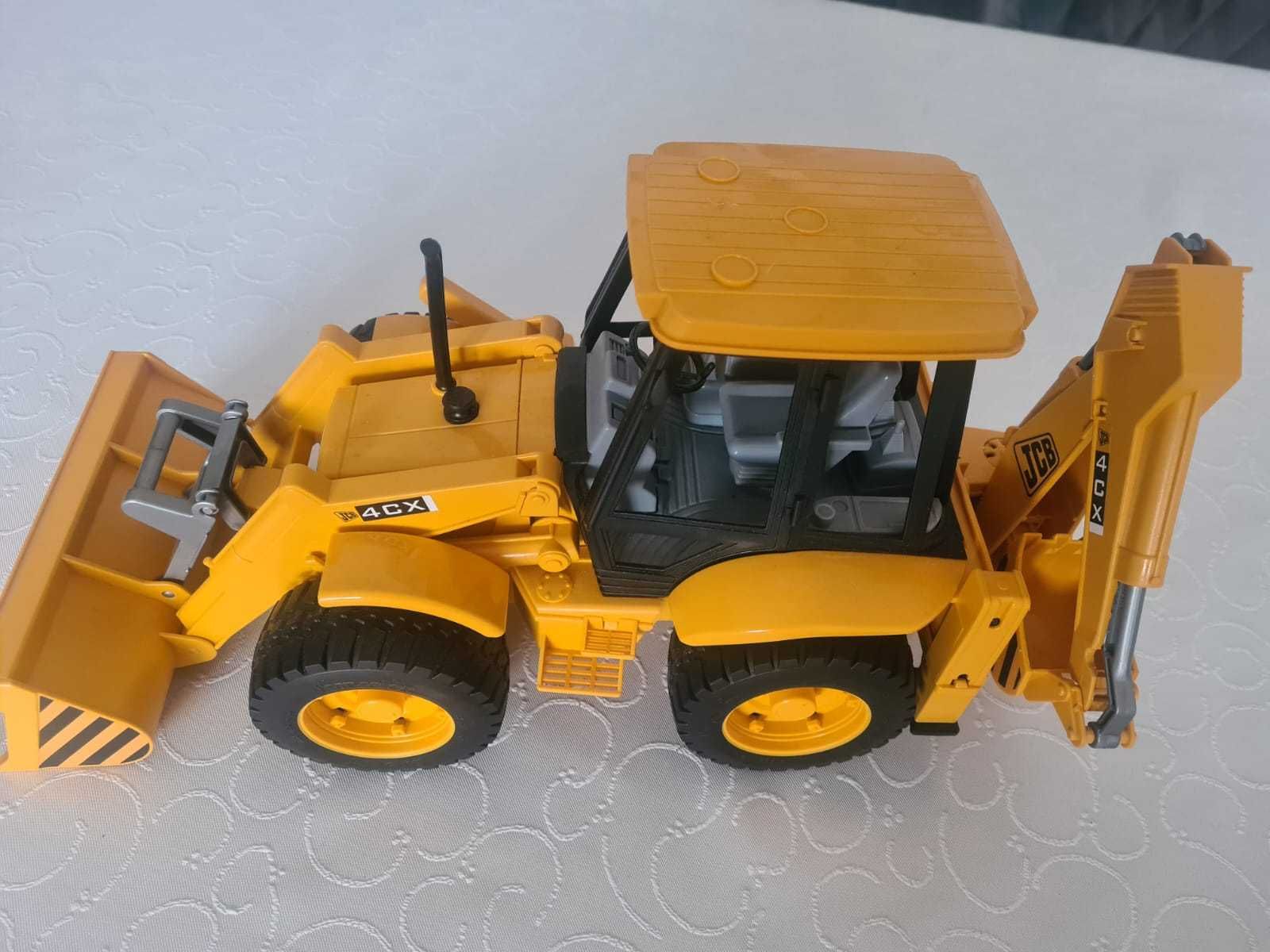 Koparko-ładowarka Bruder JCB 4CX żółta 02428