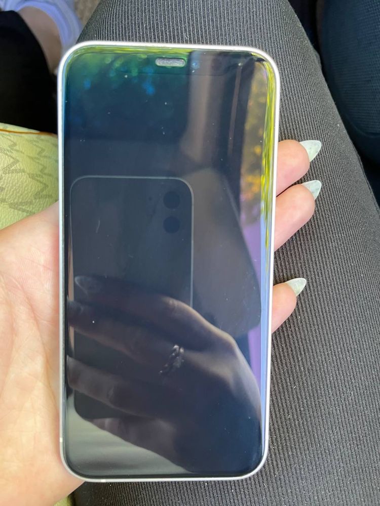 Продам Iphone 12 mini