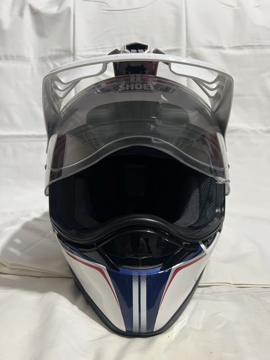 Capacete shoei , tamanho M , usado poucas vezes , sem marcas de uso,