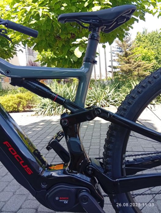 Rower elektryczny FOCUS JAM2 6.7 800 Wh szary 29”