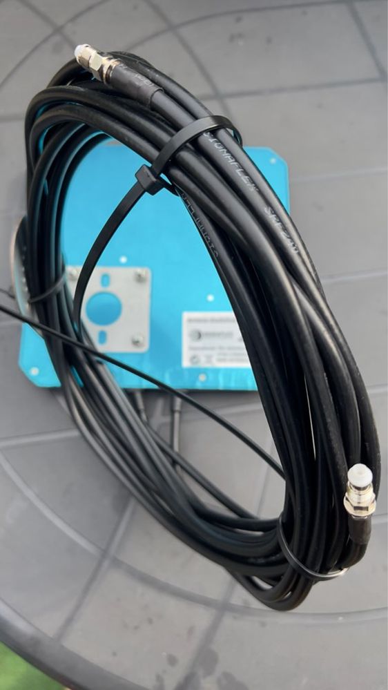 Antena 3G/4G LTE Dual Signaflex X-CROSS 2×22 dBi