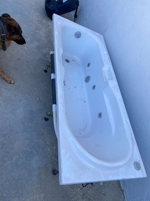 Banheira hidromassagem