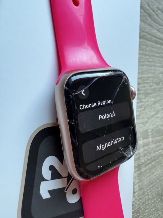 Apple Watch SE uszkodzony – wszystko działa