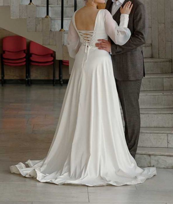 Весільна сукня (стан новий)