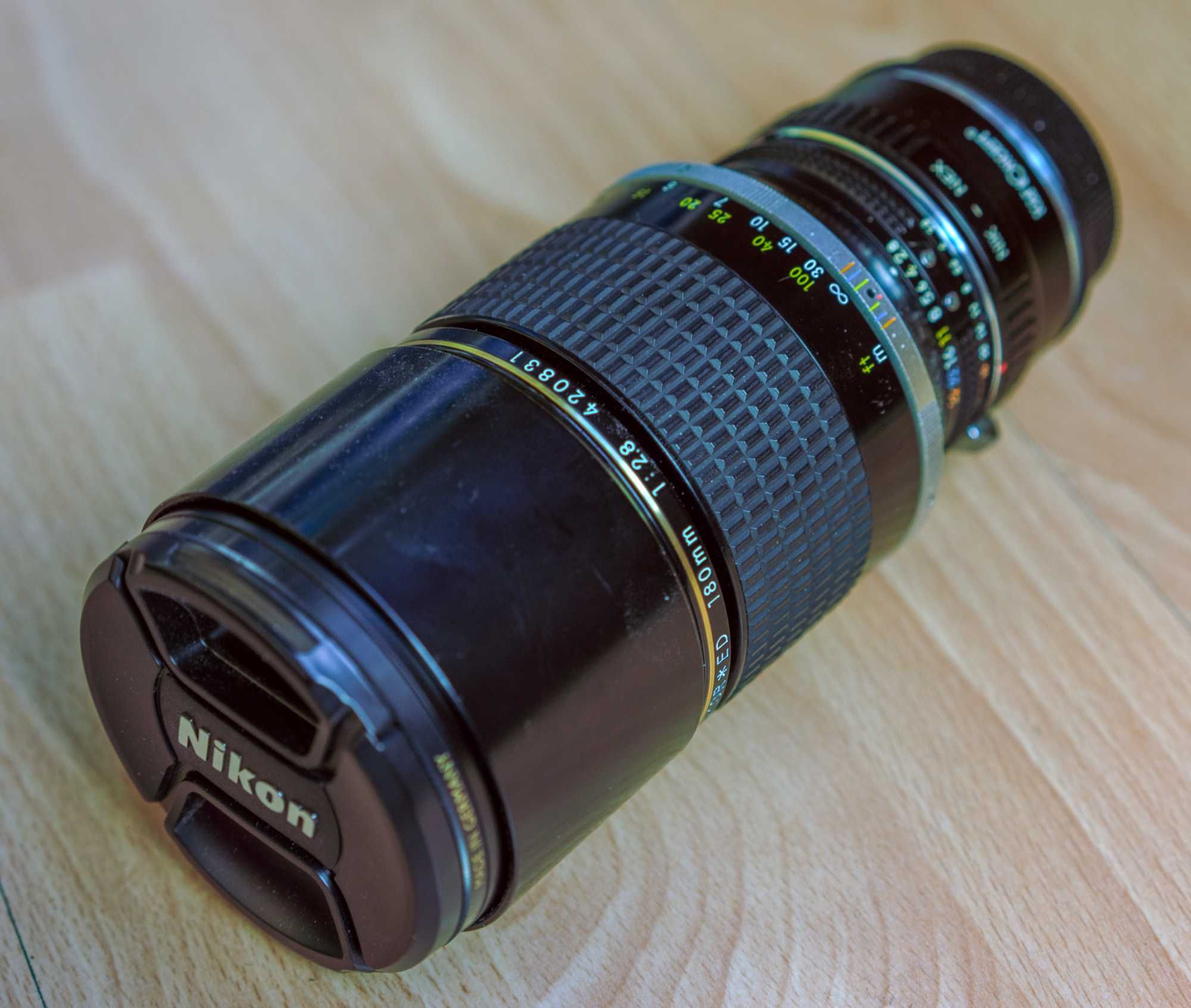 Объектив NIKON NIKKOR 180 мм 1:2.8 ED (AI-S)