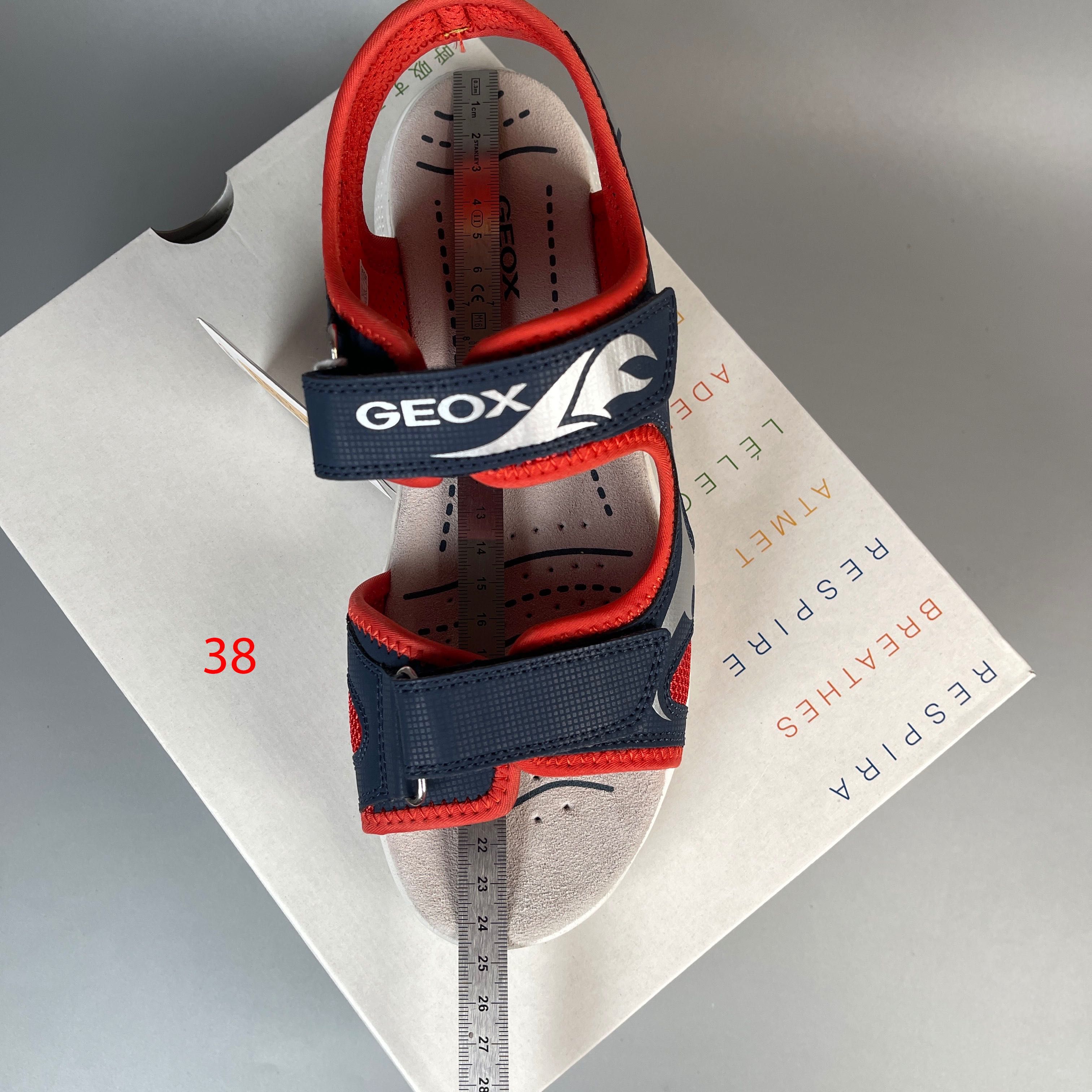 Босоніжки Geox Splush 30, 34, 35 р. босоножки