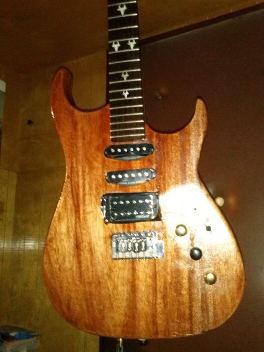STRATOCASTER jedyny taki z wyjątkowego Mahoniu już od: 3599,99 pln!!