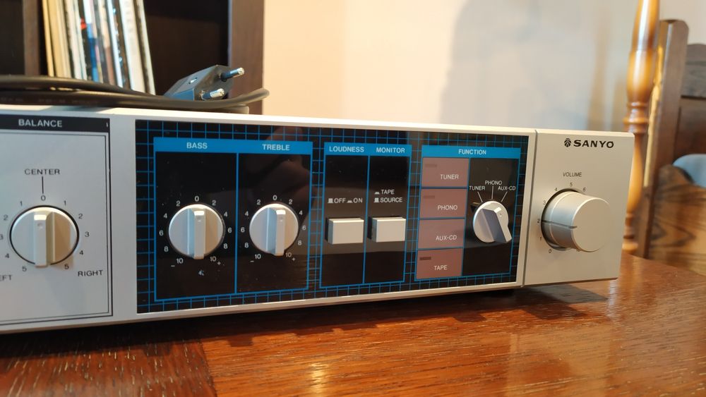 Sanyo JA 220 / zadbany