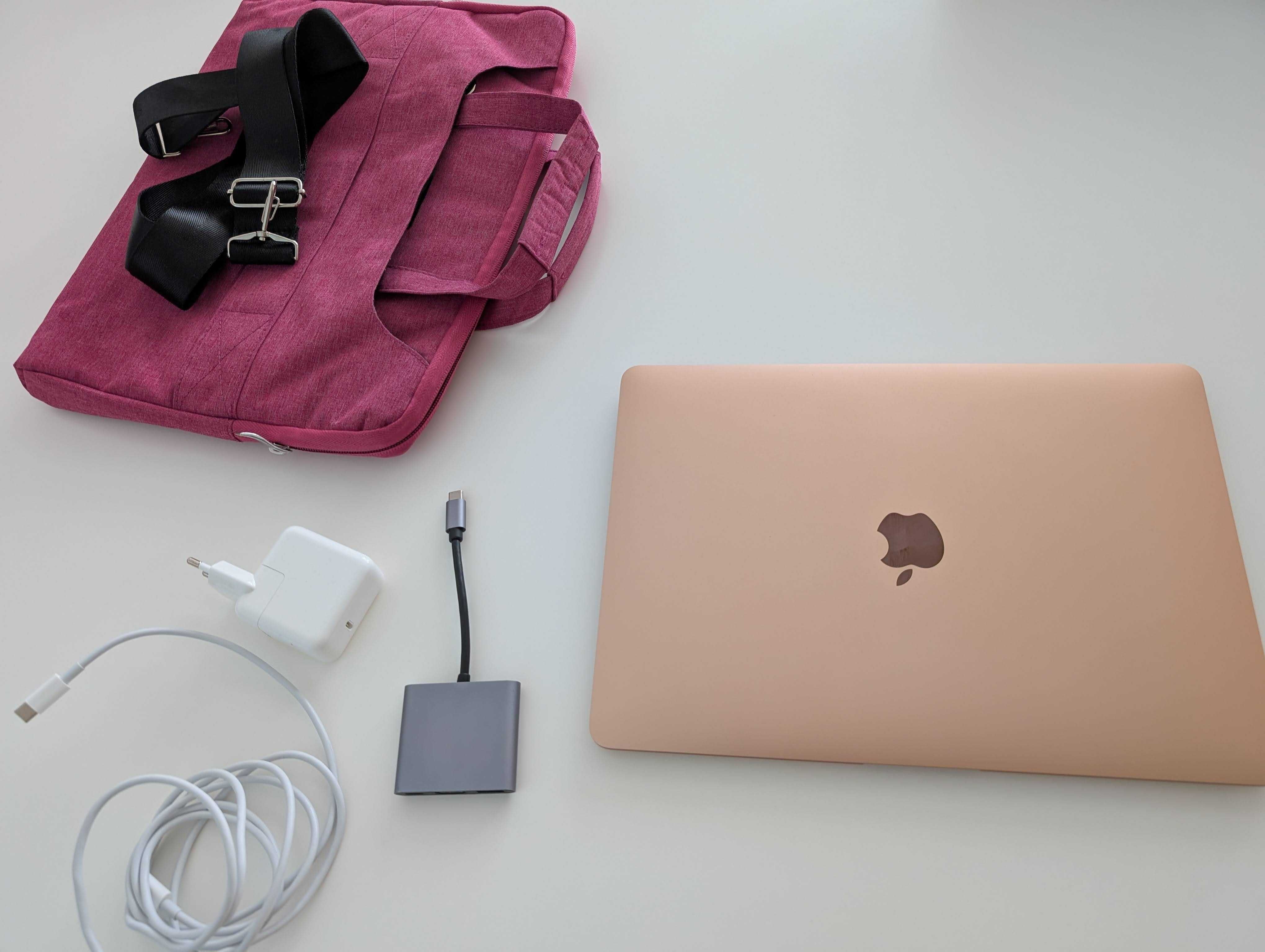 Apple MacBook Air M1 13,3" M1 8GB RAM - Stan idealny 99% + Etui + HUB