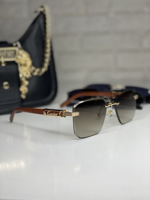 Женские солнцезащитные очки Cartier стеклянные Картье черные/коричневы