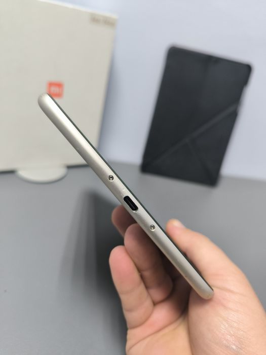 Xiaomi Mi Pad 3 4/64. Стан нового. 7.9 дюймів 2048×1536. 6 ядер.