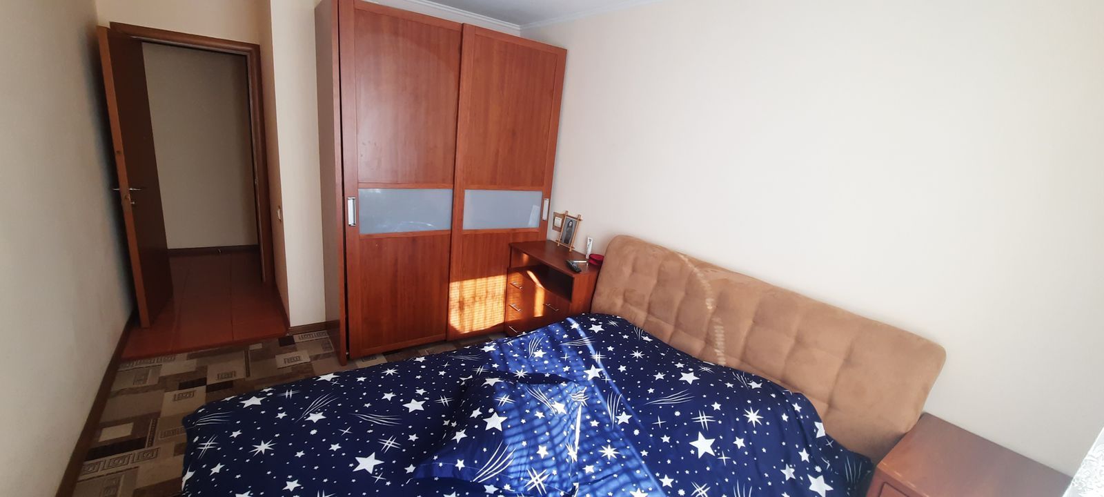 Сдам 2 ком. разд. кв. у метро по ул. Юности 8/2