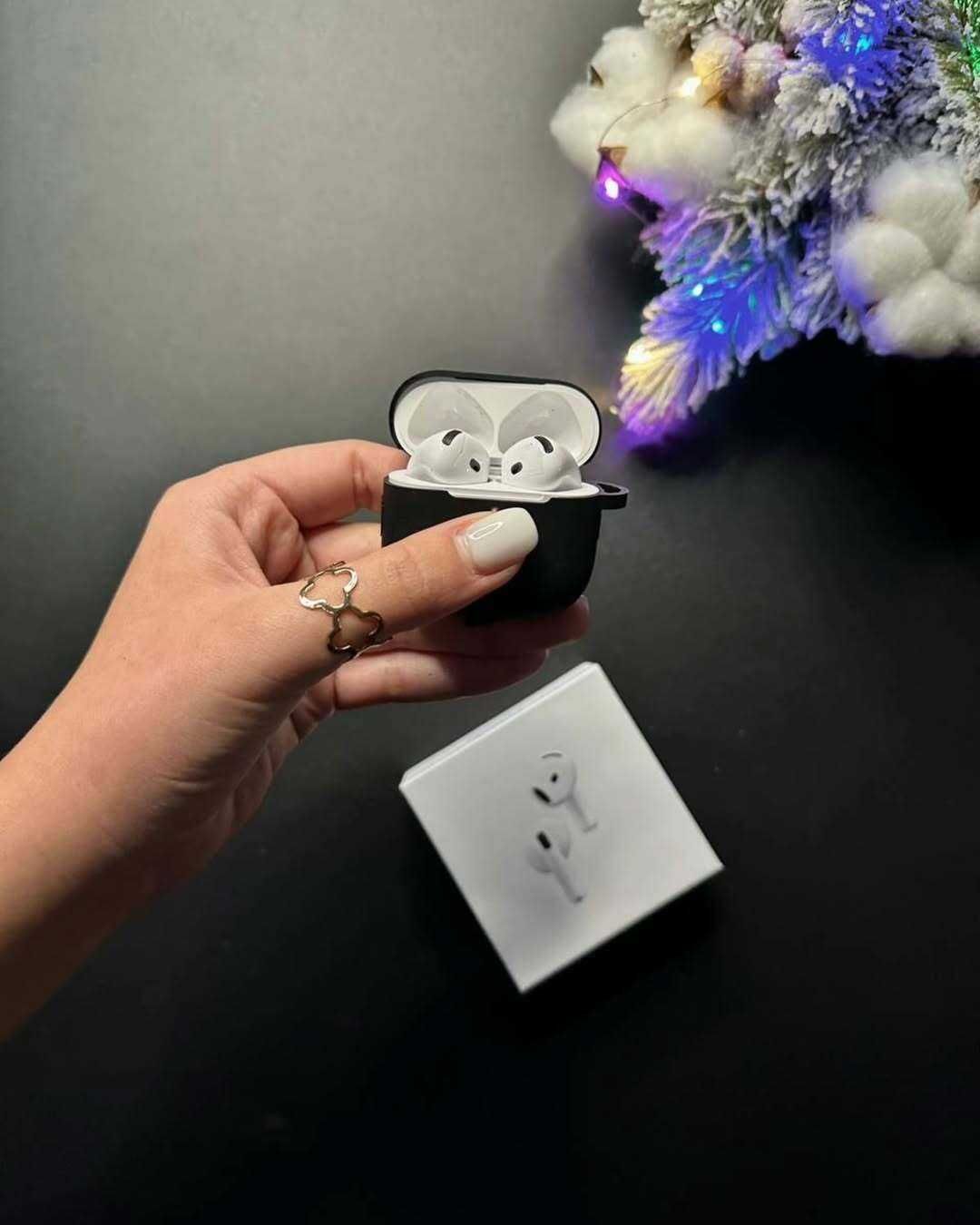 Apple AirPods 4 – Нові, якісний звук, стильний дизайн
