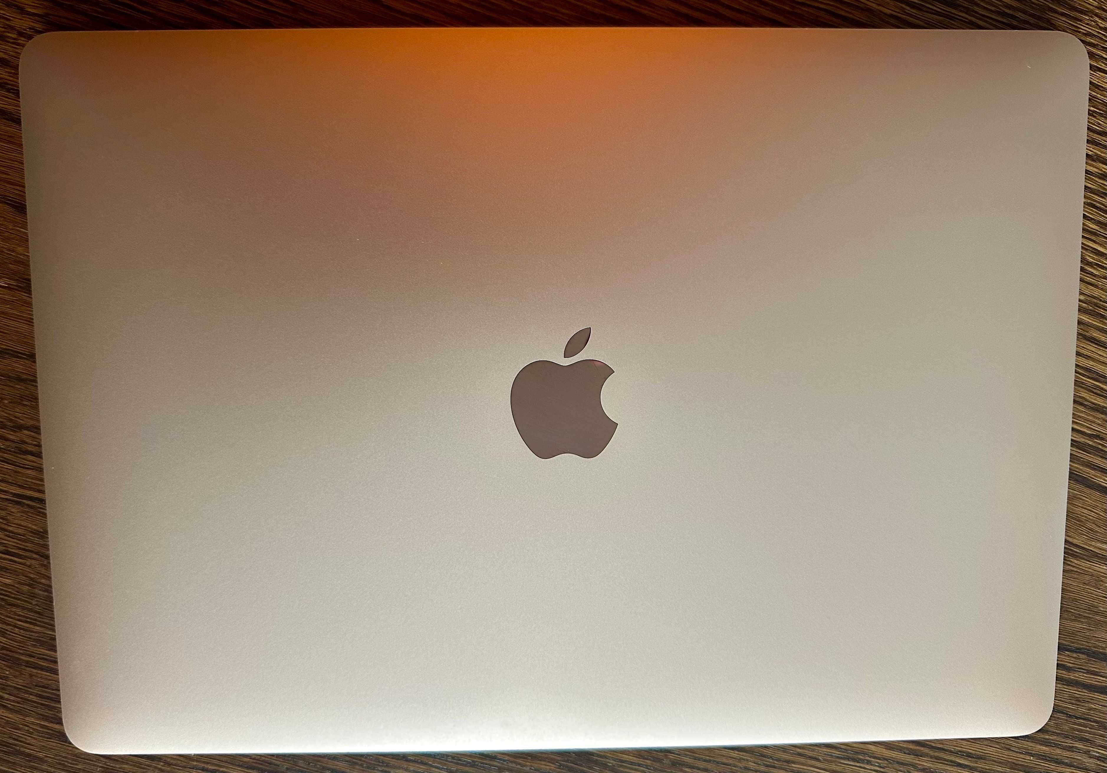 MacBook Air M1 8GB/256 jak nowy - gold