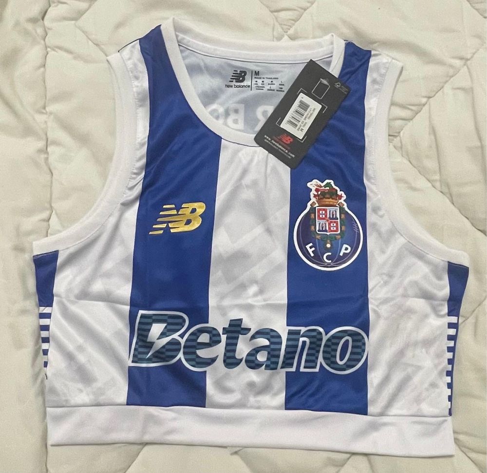 Tops desportivos