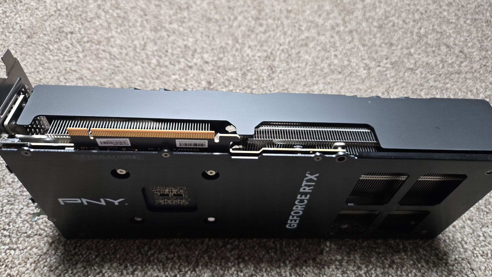 Sprzedam Kartę graficzna PNY GeForce RTX 4080 Verto 16GB GDDR6X
