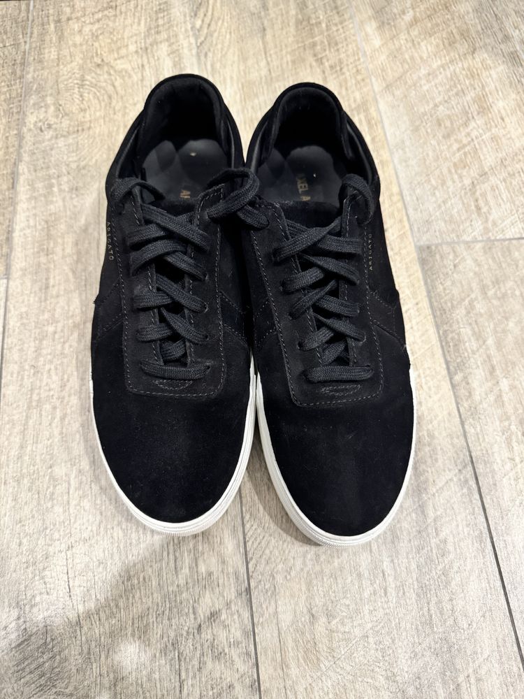Кеди axel arigato guess