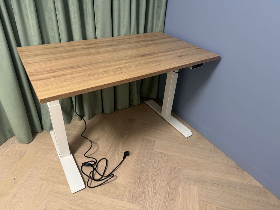 Biurko regulowane firmy Elzap