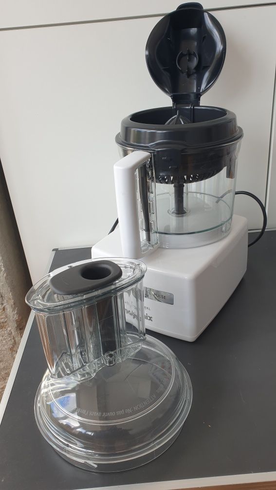 Processador de Alimentos semi-profissional Magimix 5200Xl - NOVA