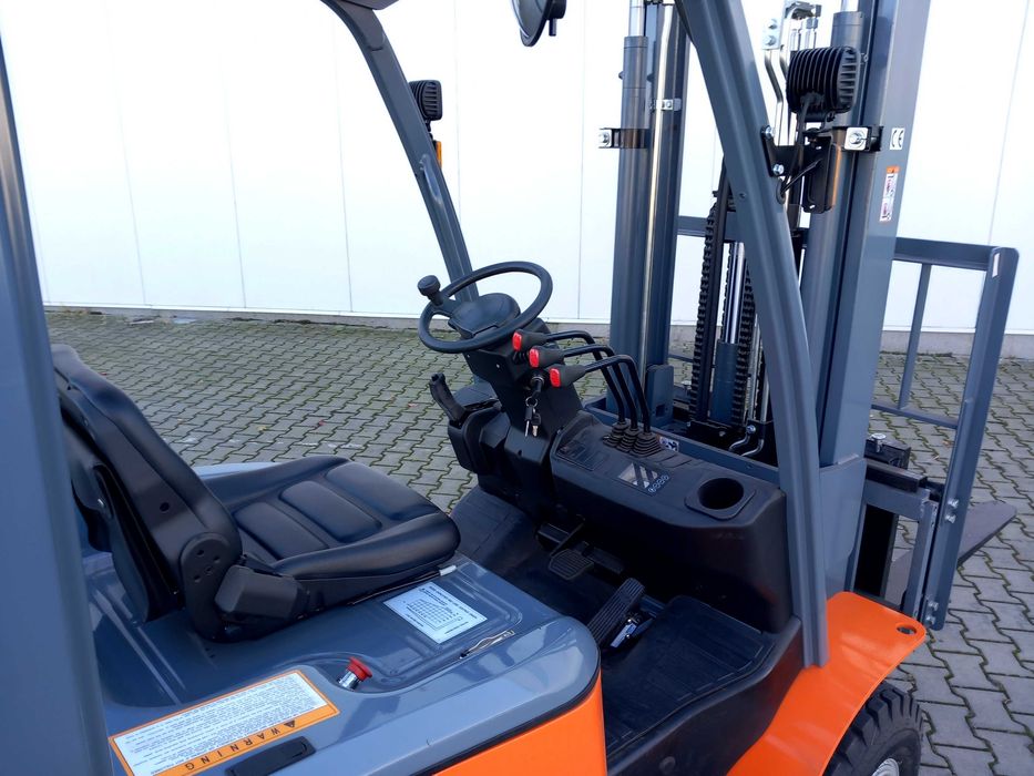 Wózek Widłowy Elektryczny 2,5t Maszt 3,3m Wolny Skok Bateria Lit-Jon