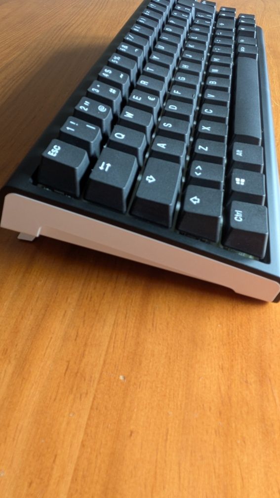 Teclado mecânico Ducky Tinker