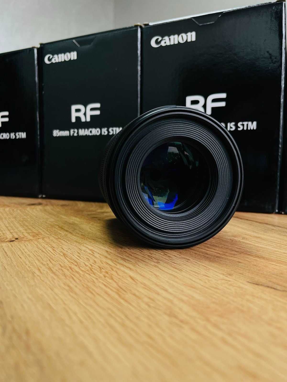 об’єктив Canon – RF 85mm f/2 MACRO IS STM – Canon R