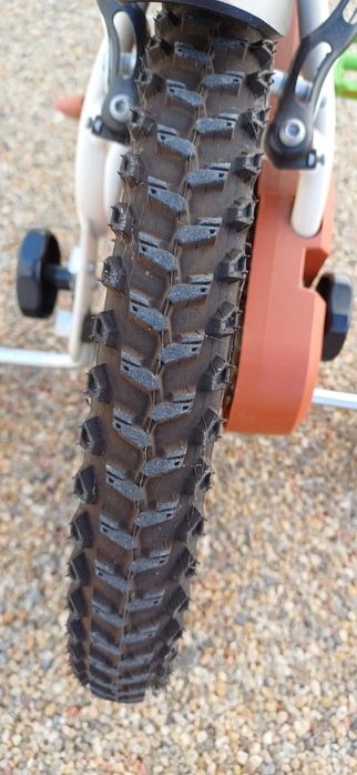 Bicicleta B Twin roda 16