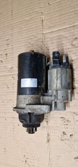 Rozrusznik starter silnika VW New Beetle 2.0