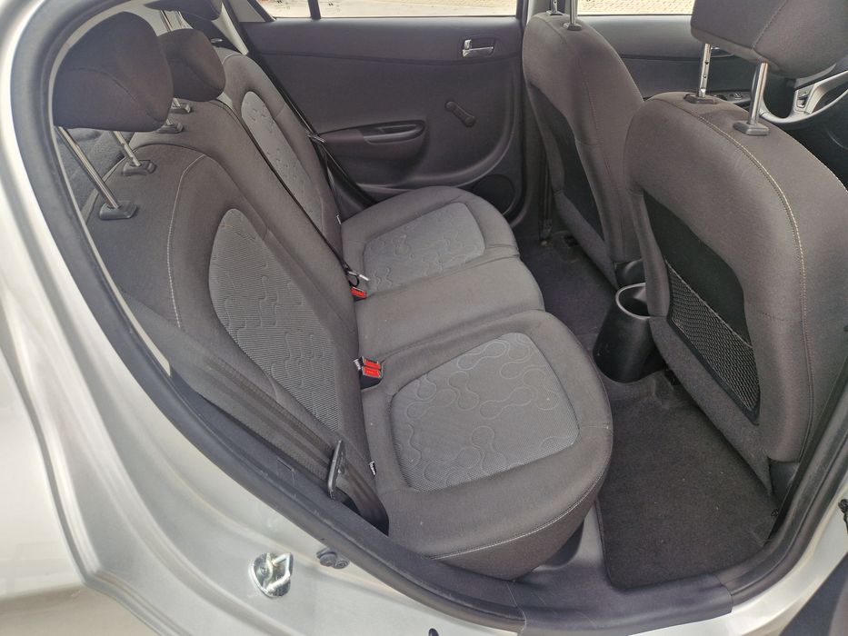 Hyundai i20 2011 Rok 1.4 Benzyna stan bardzo dobry