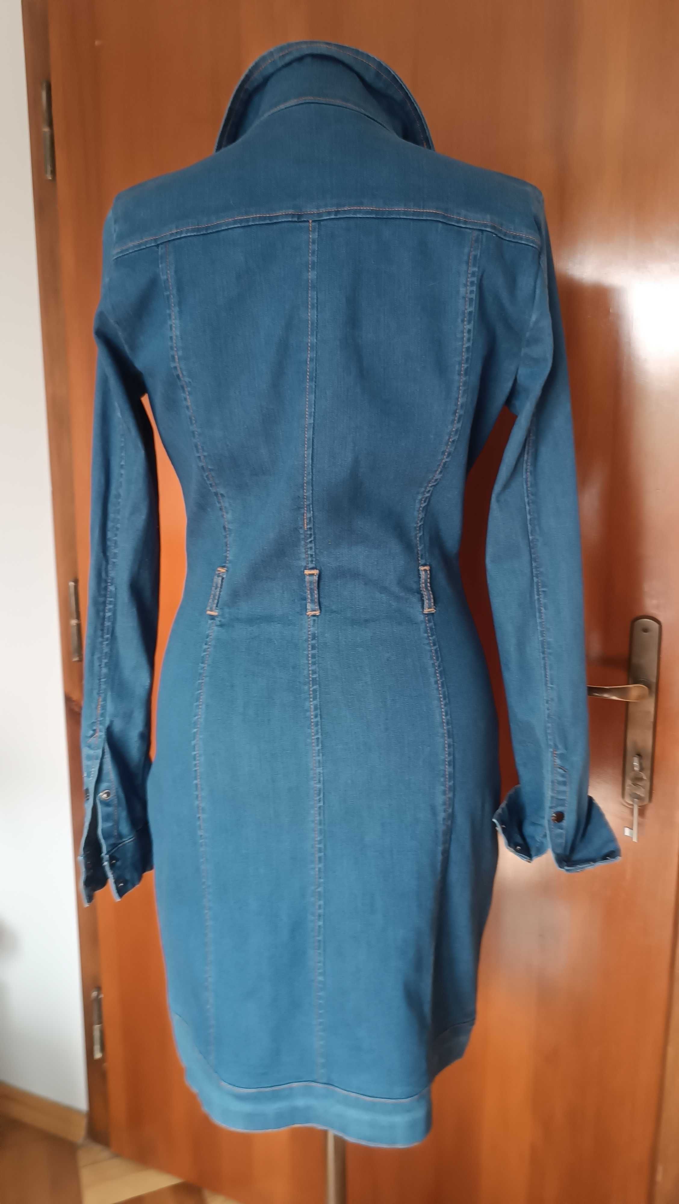 Sukienka jeansowa GUESS