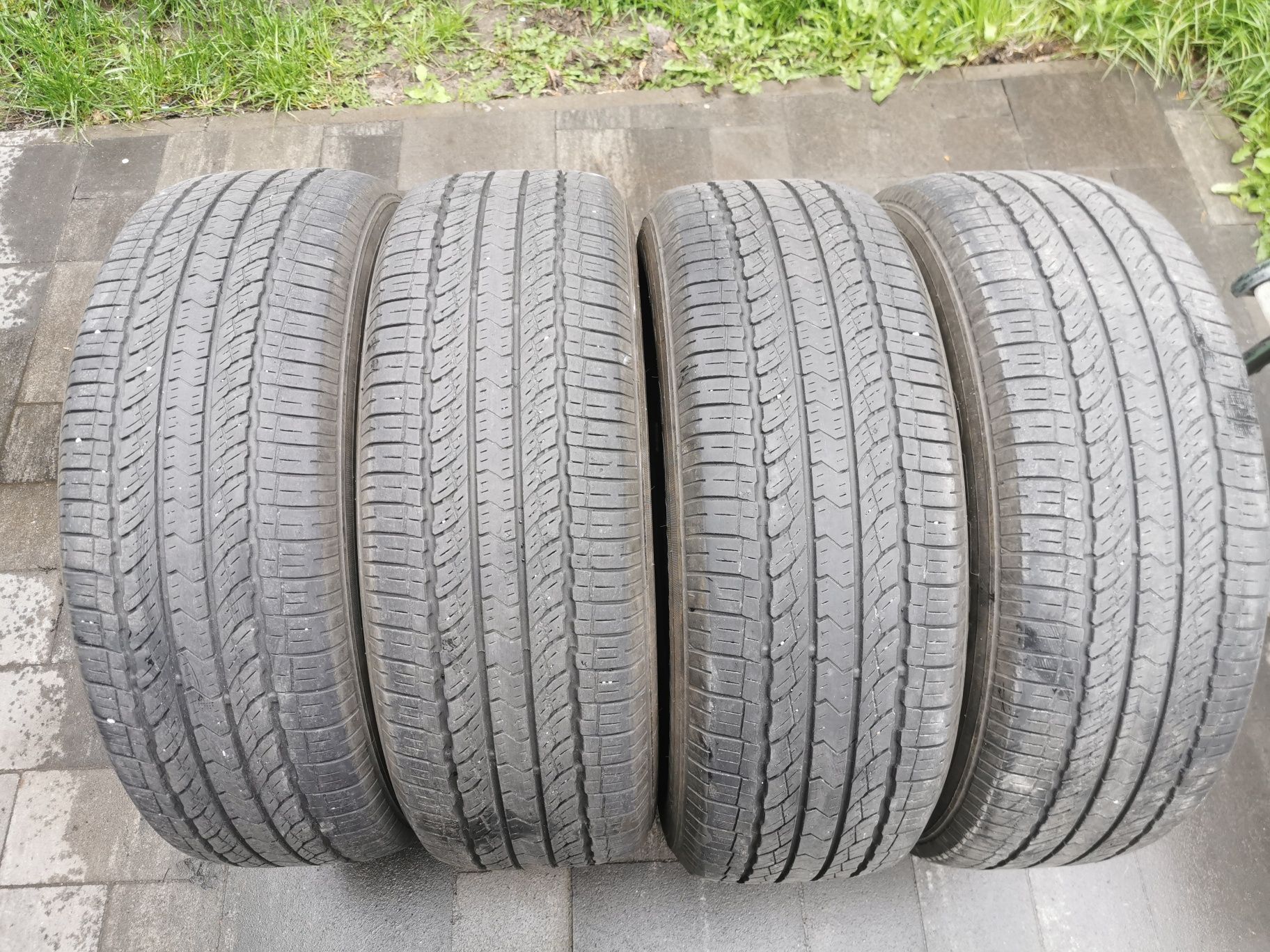 Летняя резина 235/65 R18 Toyo